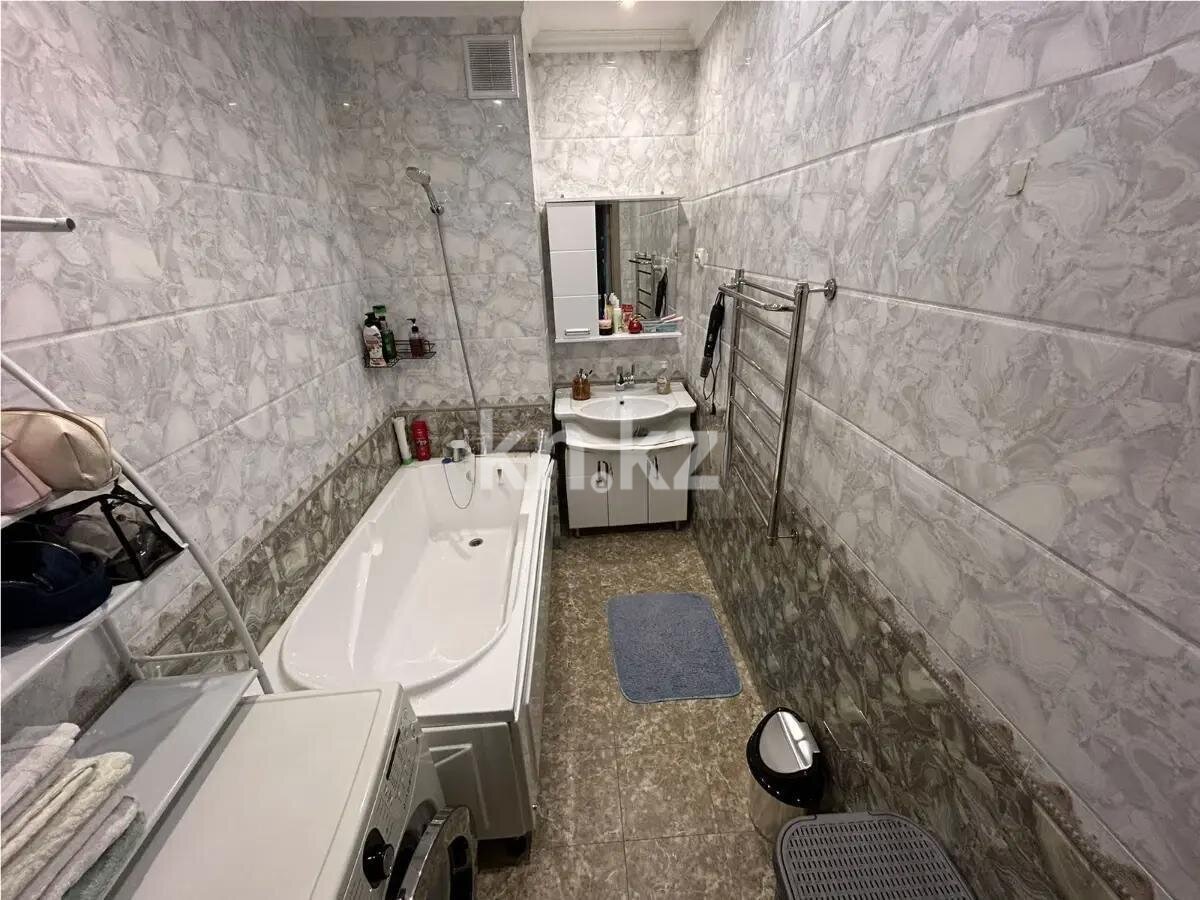 Продажа 2-комнатной квартиры, 76.2 м² в Алматы - фото 5