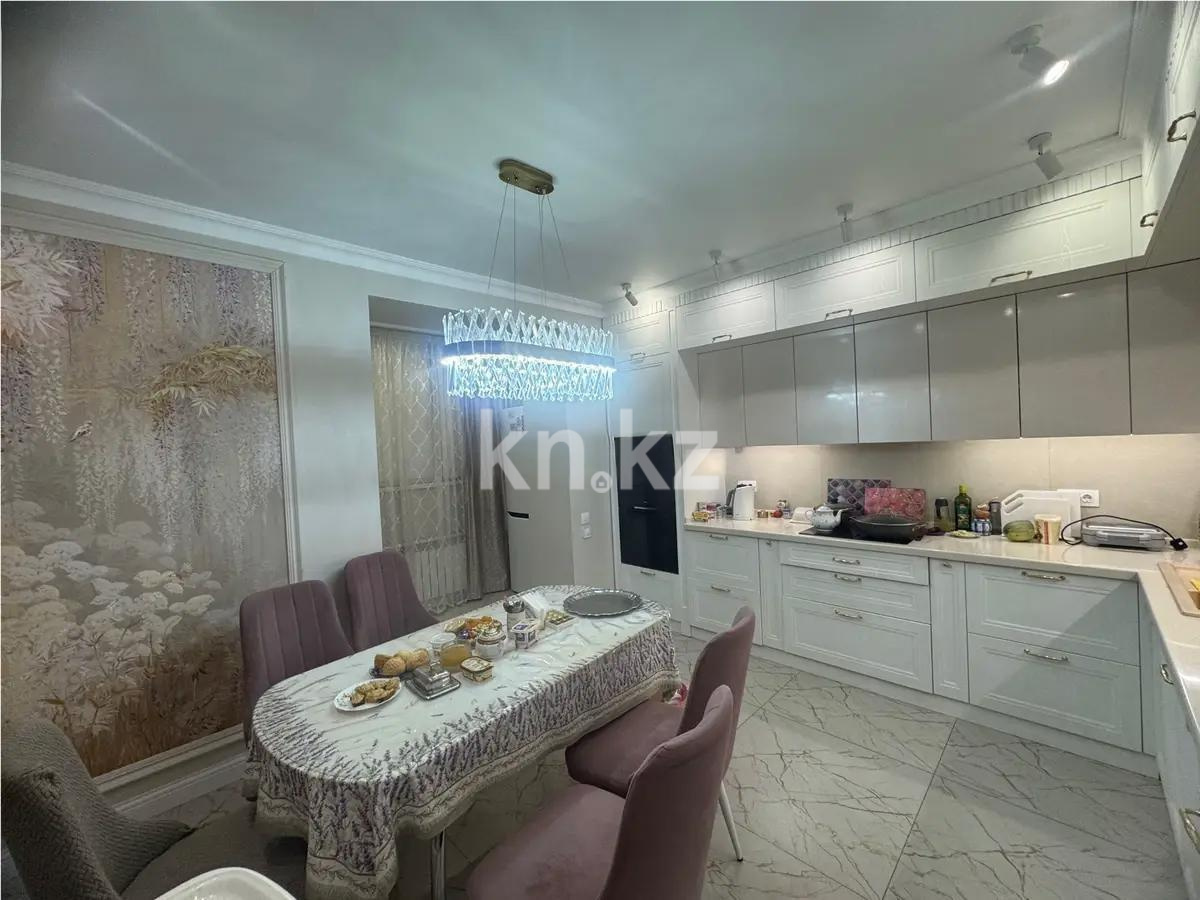 Продажа 5-комнатной квартиры, 137 м², ул. Сатыбалдина, дом  27/2 в Караганде - фото 6