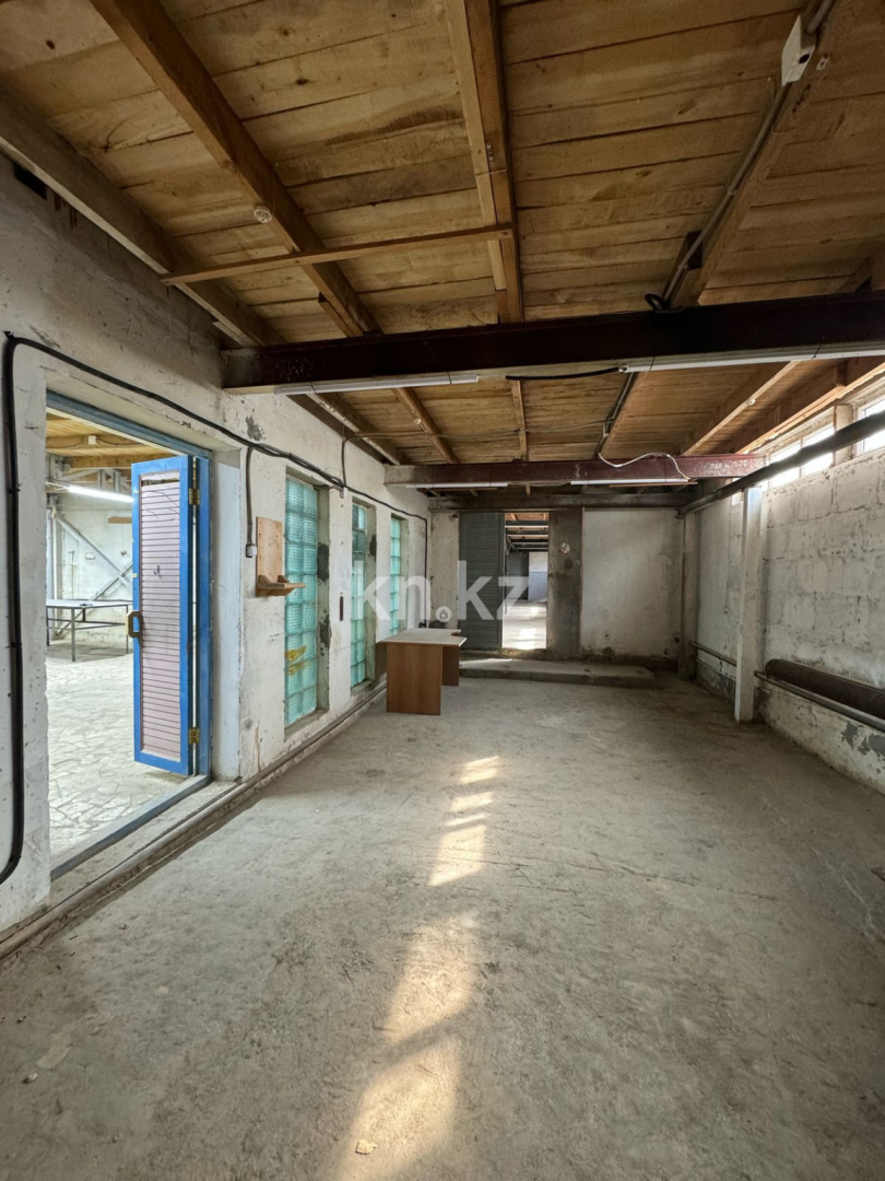 Аренда , 228 м², ул. Кассина, дом  133 - ул. Котельникова в Алматы