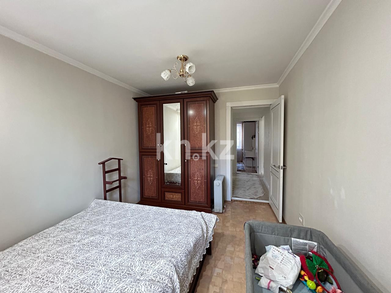 Продажа 5-комнатной квартиры, 107 м², ул. Муканова в Караганде - фото 12