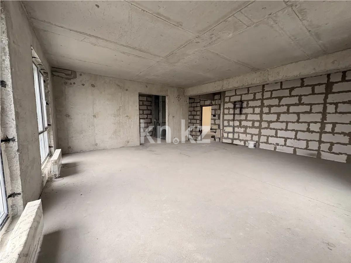 Продажа 2-комнатной квартиры, 74 м² в Алматы