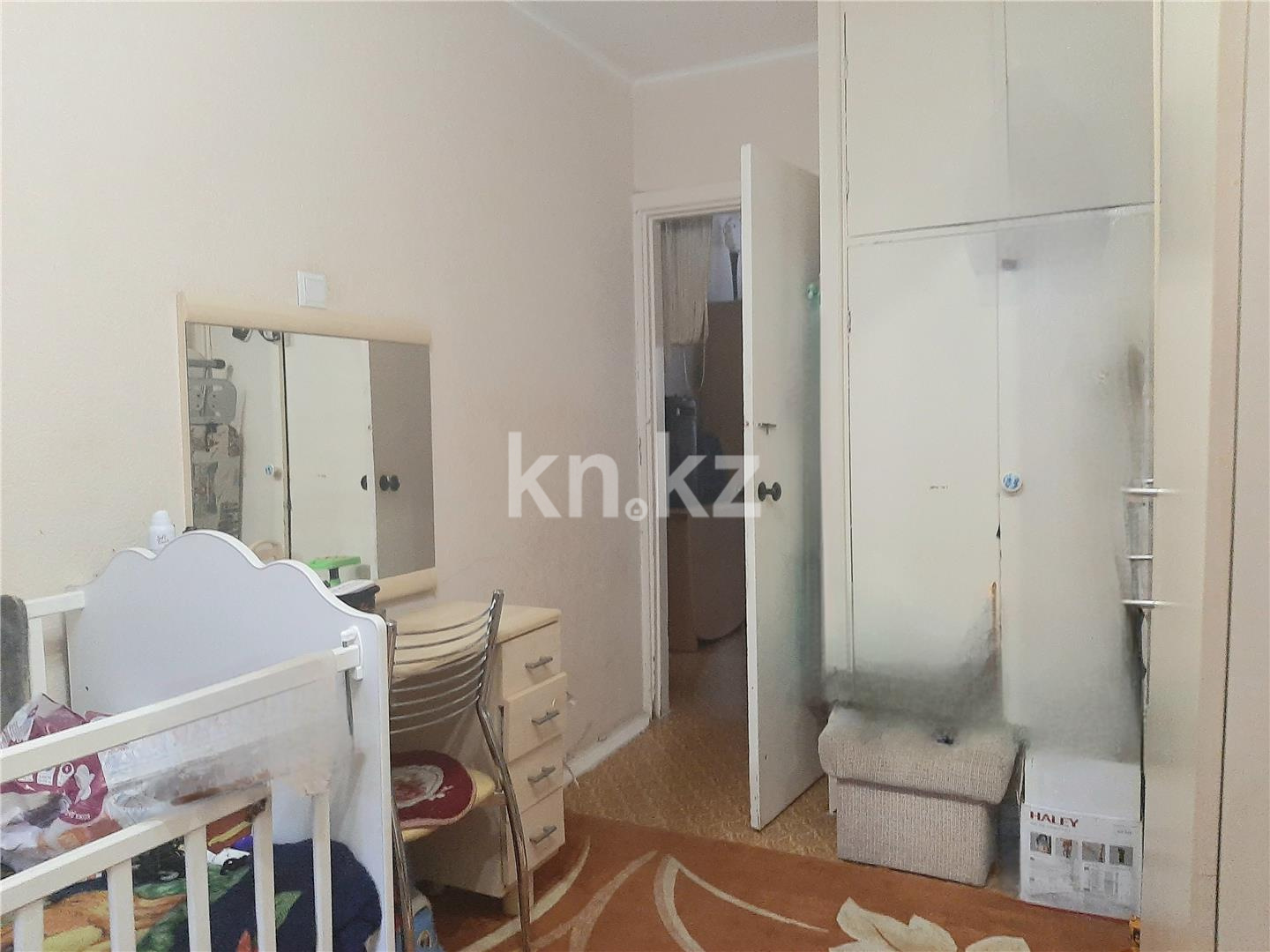 Продажа 2-комнатной квартиры, 43 м², ул. 6-й мик-н в Темиртау - фото 4
