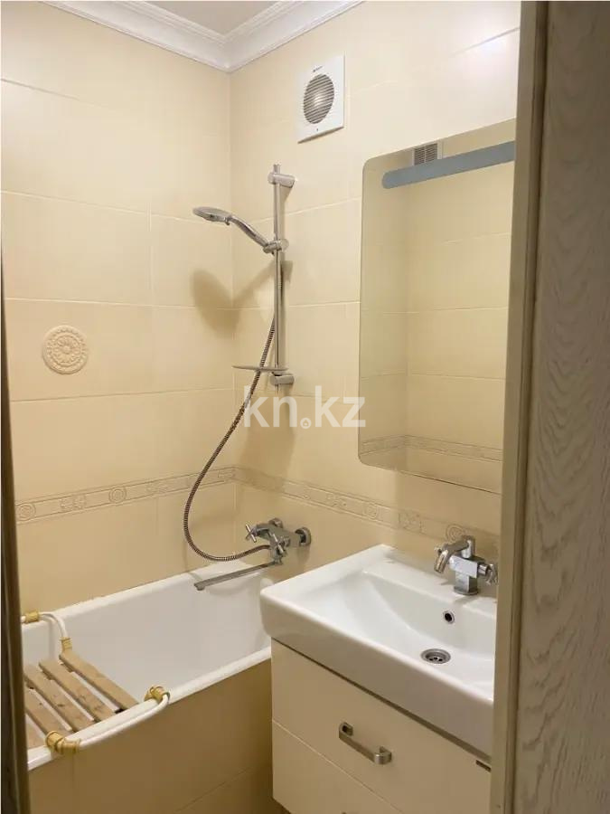 Продажа 4-комнатной квартиры, 74 м² в Алматы - фото 4