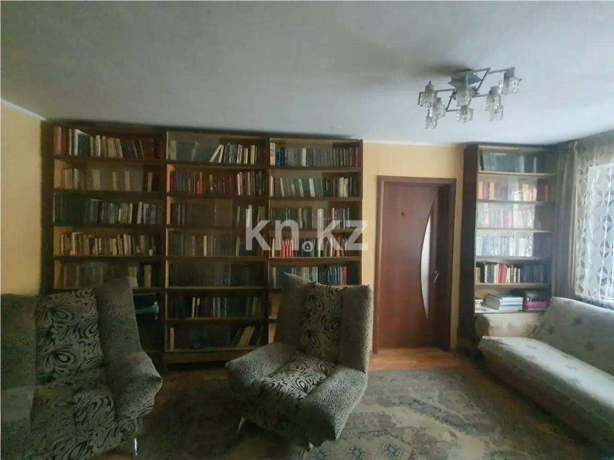 Продажа 2-комнатной квартиры, 45 м², ул. Ержанова, дом  25 в Караганде