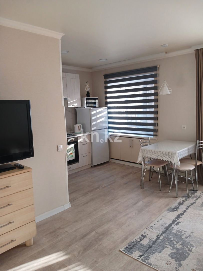 Аренда 1-комнатной квартиры посуточно, 38 м² в Караганде - фото 6