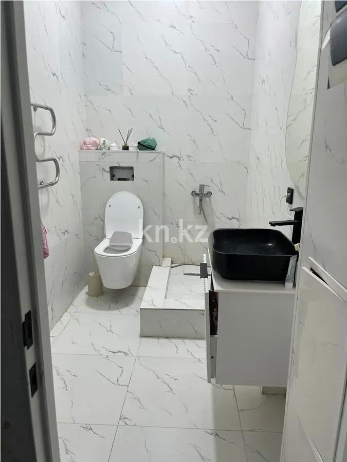 Продажа 1-комнатной квартиры, 42.5 м², пр. Кабанбай батыра, дом  60а/3 в Астане - фото 3