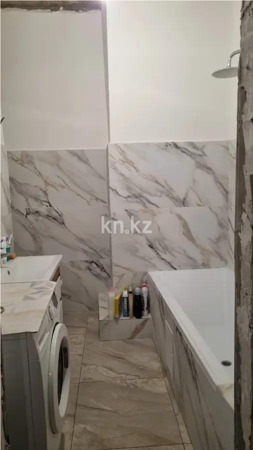 Продажа 1-комнатной квартиры, 47 м², пр. Туран, дом  50/2 в Астане - фото 2