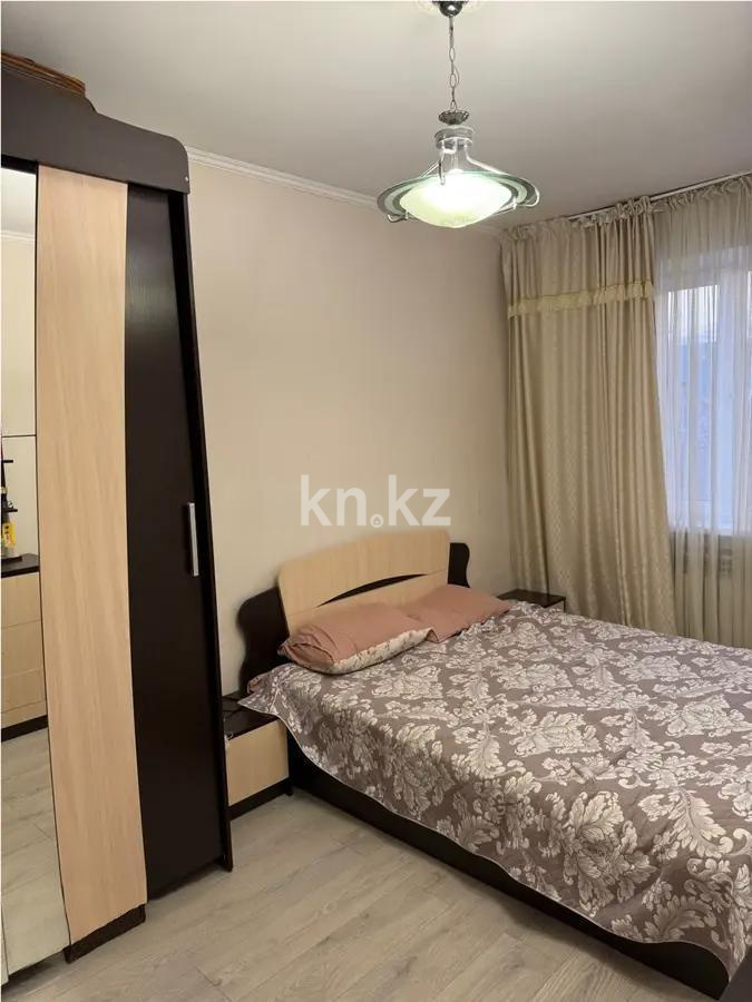 Продажа 3-комнатной квартиры, 65 м², мкр-н Восток-3, дом  16 в Караганде - фото 2
