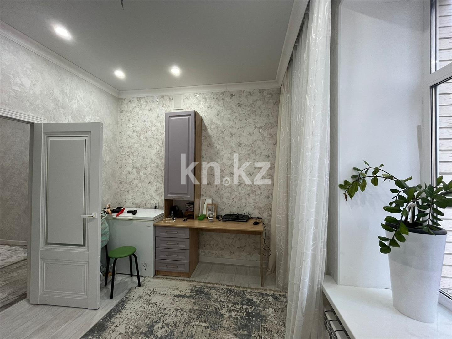 Продажа 3-комнатной квартиры, 74 м², ул. Ашимова в Караганде - фото 8