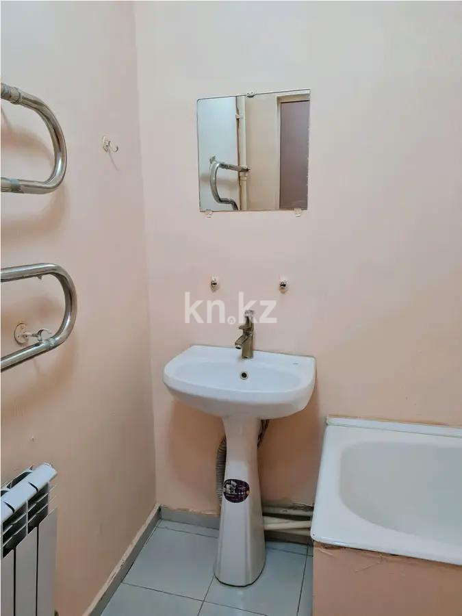 Продажа 2-комнатной квартиры, 63.4 м² в Алматы - фото 4