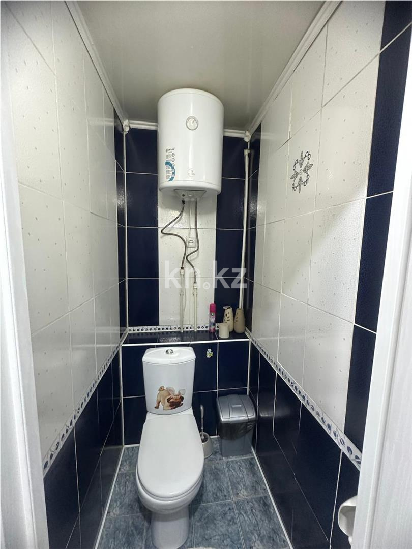 Продажа 4-комнатной квартиры, 61 м², 22 мкр. в Караганде - фото 13