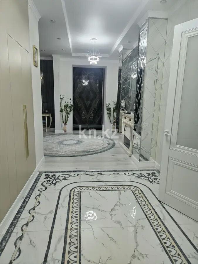 Продажа 5-комнатной квартиры, 181 м² в Астане - фото 4