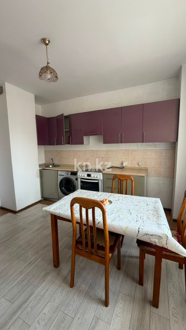 Продажа 3-комнатной квартиры, 90 м² в Караганде