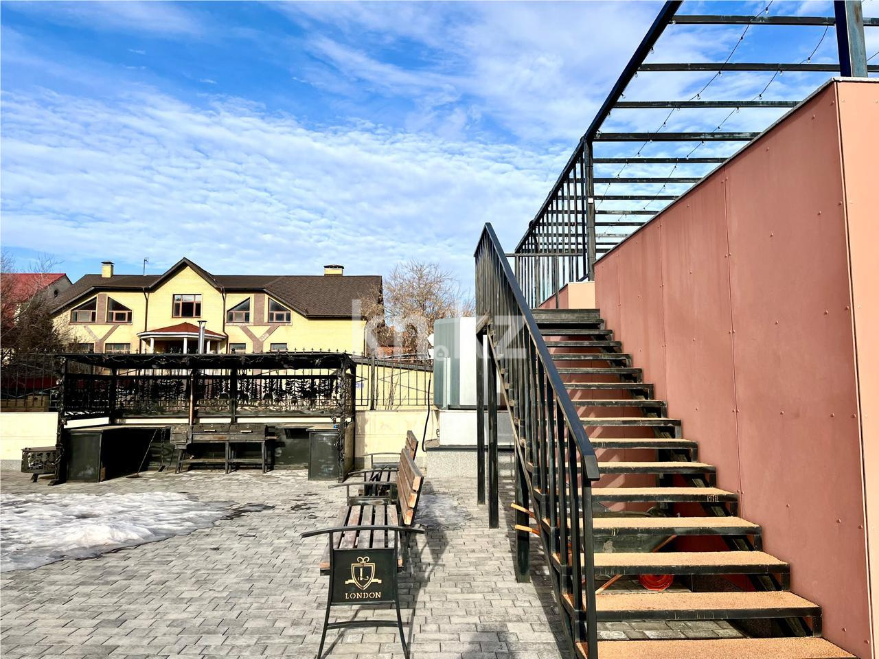 Продажа 3-комнатной квартиры, 108 м² в Караганде - фото 4