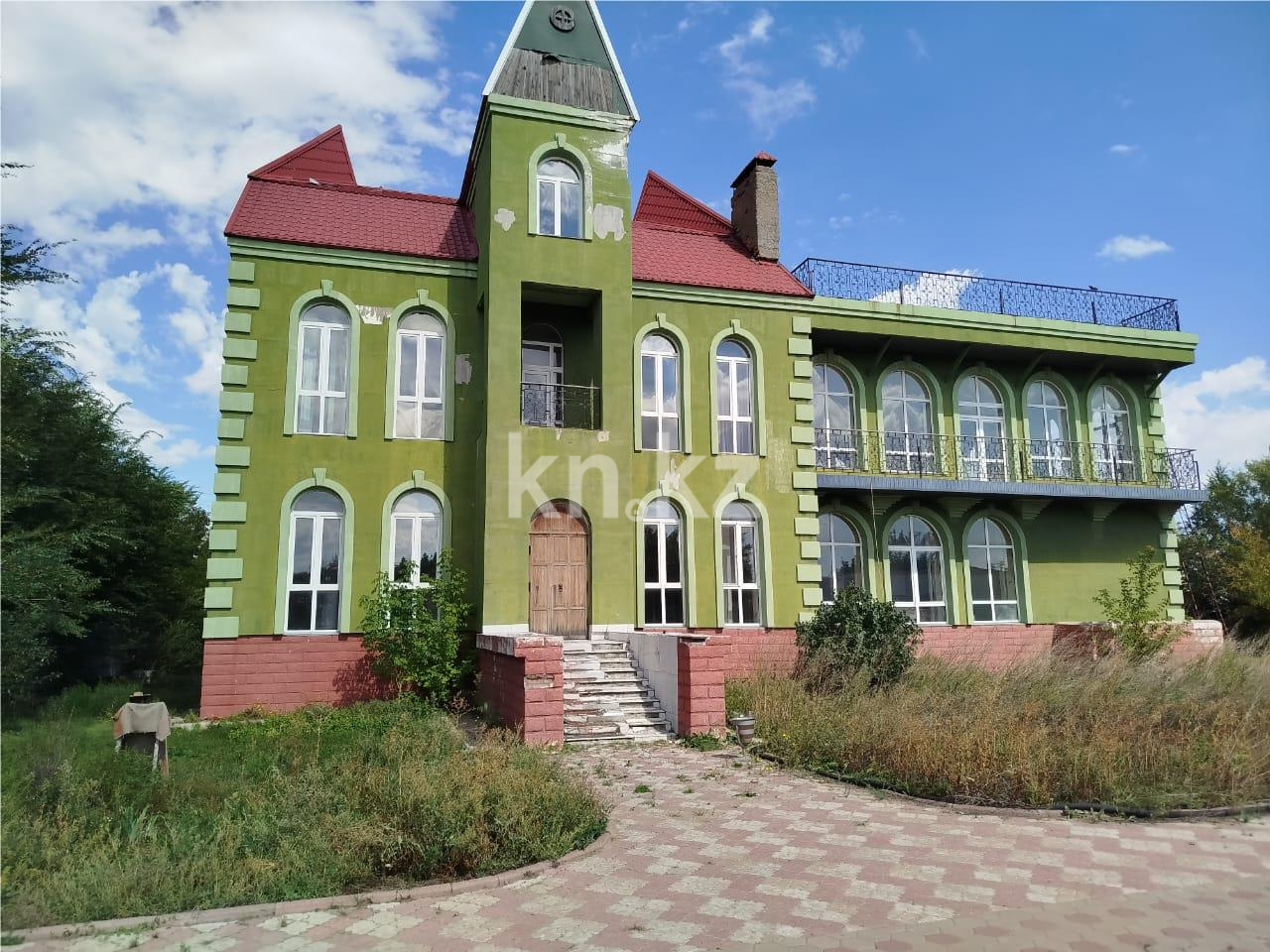 Продажа 10-комнатного дома, 904 м², Корниенко, дом  2 в Темиртау