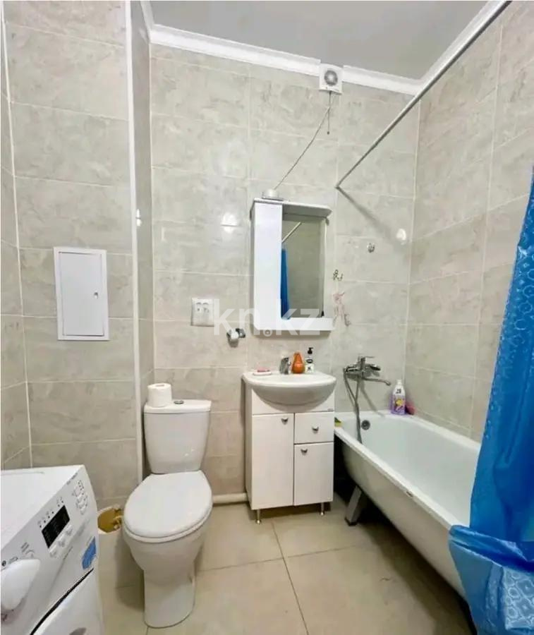 Продажа 2-комнатной квартиры, 68 м², пр. Шахтеров, дом  20/4 в Караганде - фото 3