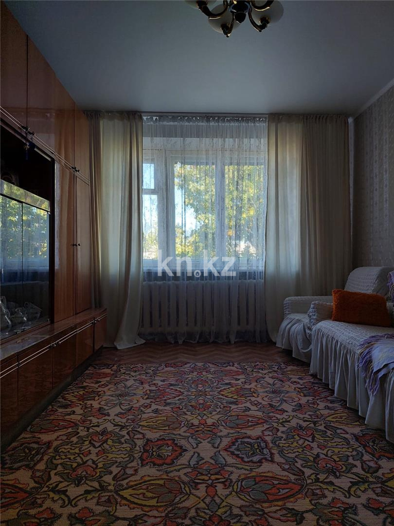 Продажа 3-комнатной квартиры, 60 м², ул. Гоголя в Караганде