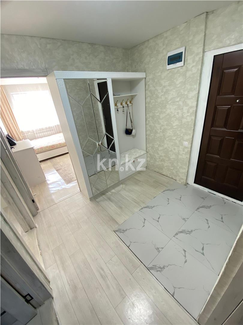 Продажа 3-комнатной квартиры, 61 м², 18-й мкр. в Караганде - фото 11