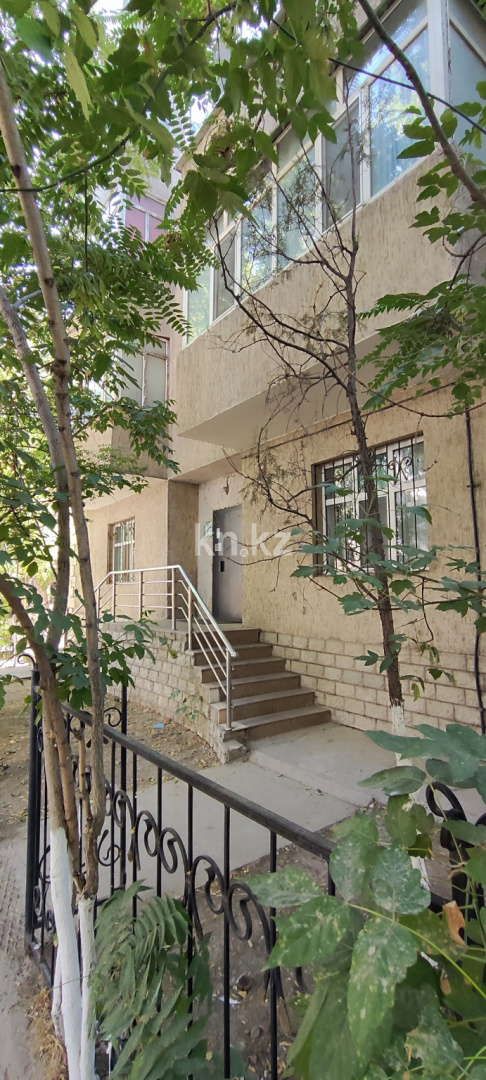 Продажа 3-комнатной квартиры, 82.4 м², пр. Республики, дом  40а в Шымкенте