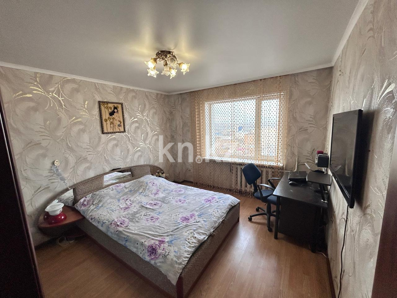 Продажа 4-комнатной квартиры, 107 м², ул. Кенесары в Астане - фото 3