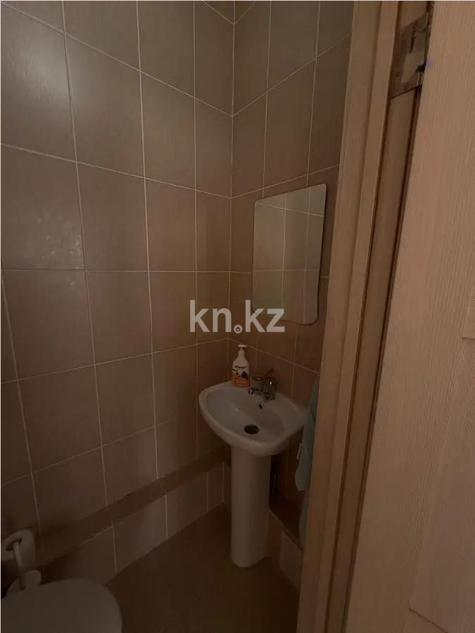 Продажа 2-комнатной квартиры, 60.8 м², пр. Кабанбай батыра, дом  60/4 в Астане - фото 4