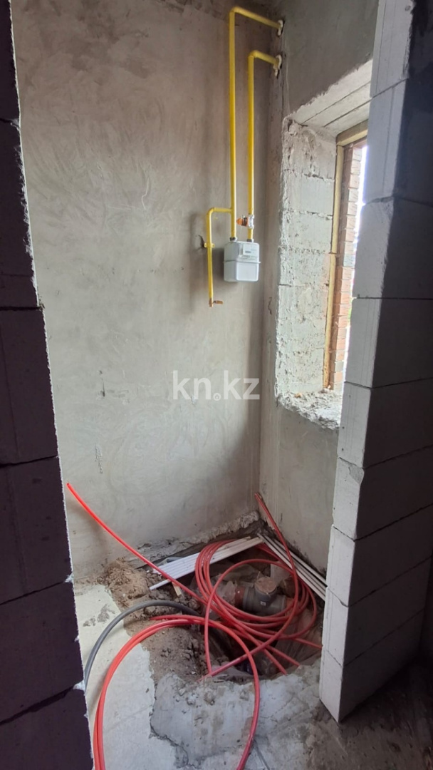 Продажа 4-комнатной квартиры, 160 м² в Уральске - фото 2