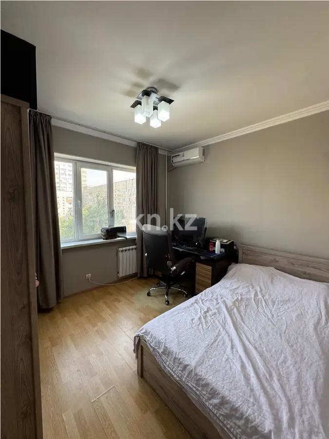 Продажа 3-комнатной квартиры, 68.6 м², ул. Розыбакиева, дом  136 в Алматы