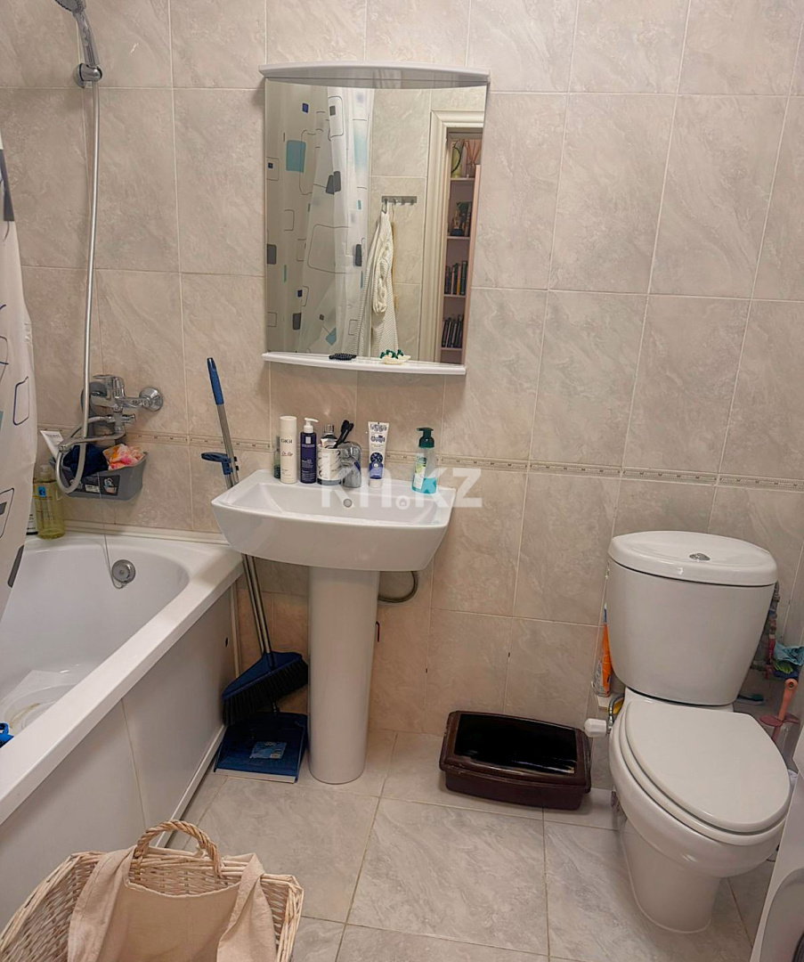 Продажа 1-комнатной квартиры, 47 м², ул. Акмешит в Астане - фото 4