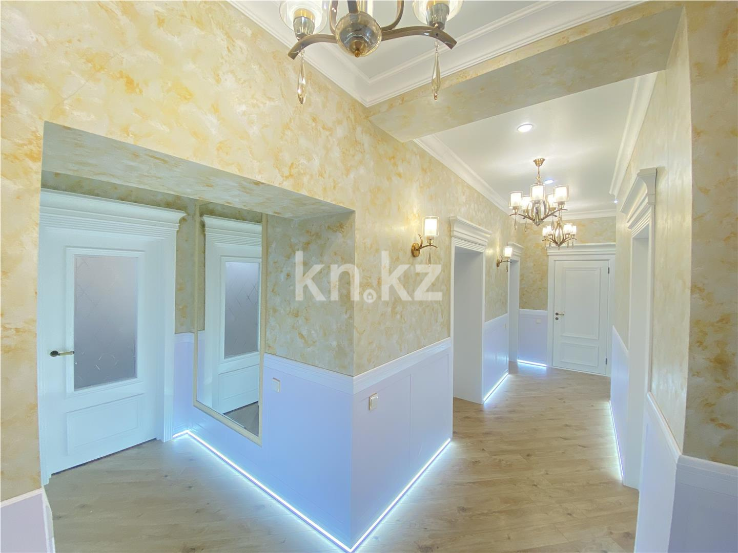 Продажа 4-комнатной квартиры, 127 м², ул. Мухамедханова в Астане - фото 9