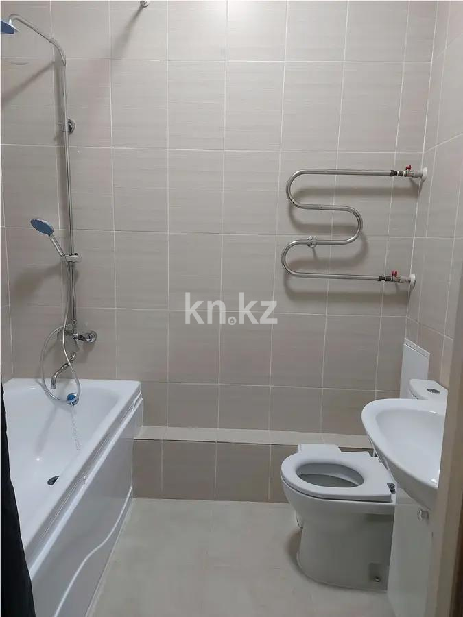 Продажа 1-комнатной квартиры, 41.7 м², пр. Мангилик Ел, дом  48 в Астане - фото 3