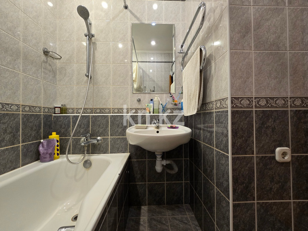 Продажа 4-комнатной квартиры, 60 м², мкр-н Орбита-2, дом  11 в Алматы - фото 25