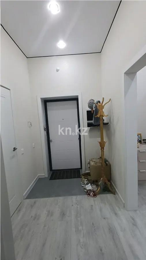 Продажа 1-комнатной квартиры, 40 м², ул. Райымбек батыра, дом  54 в Астане - фото 5
