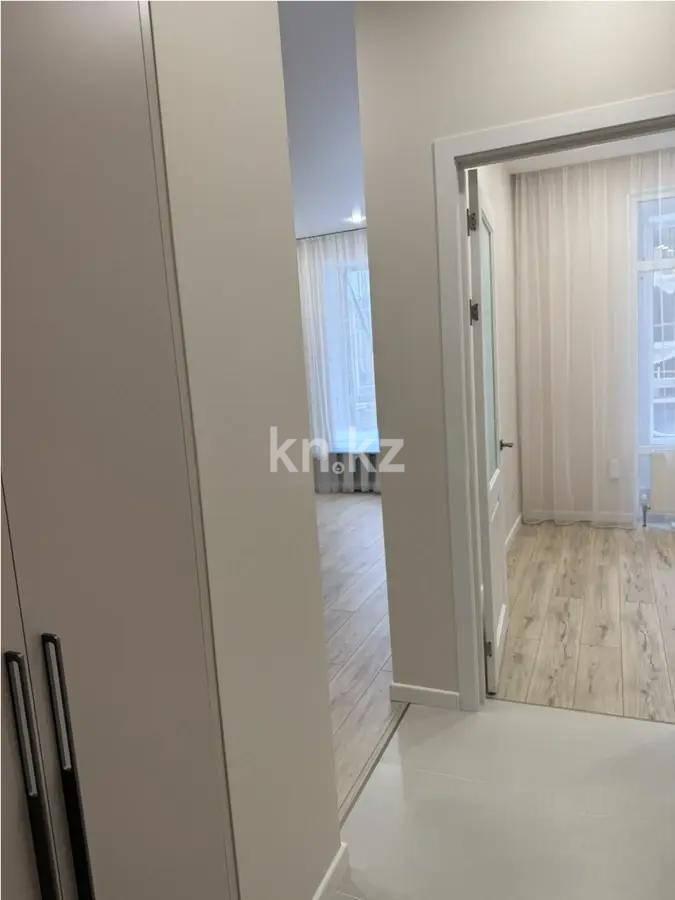 Продажа 1-комнатной квартиры, 40 м², пр. Аль-Фараби, дом  7/3 в Астане - фото 4