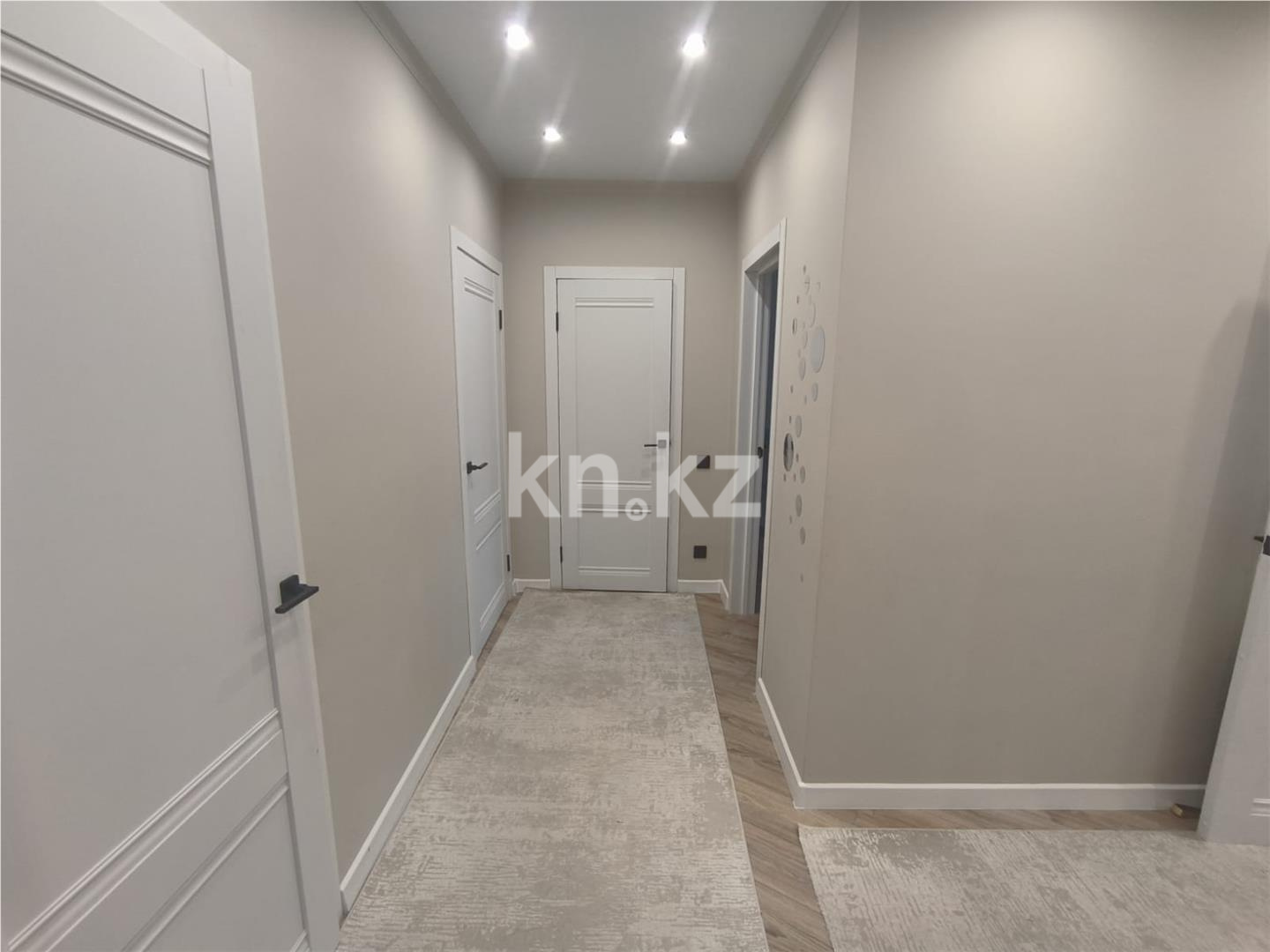 Продажа 3-комнатной квартиры, 73 м², 137 учетный квартал в Караганде - фото 10