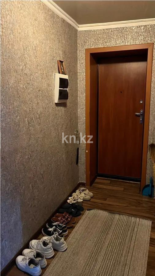 Продажа 3-комнатной квартиры, 58 м², мкр-н 13, дом  17 в Караганде - фото 7