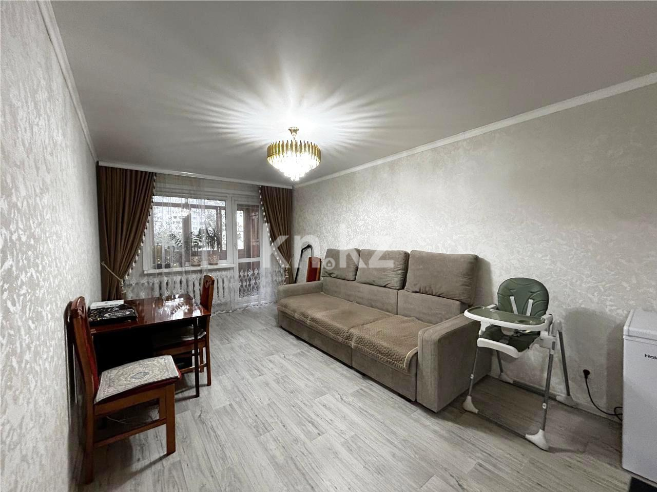Продажа 3-комнатной квартиры, 63 м², ул. Муканова в Караганде