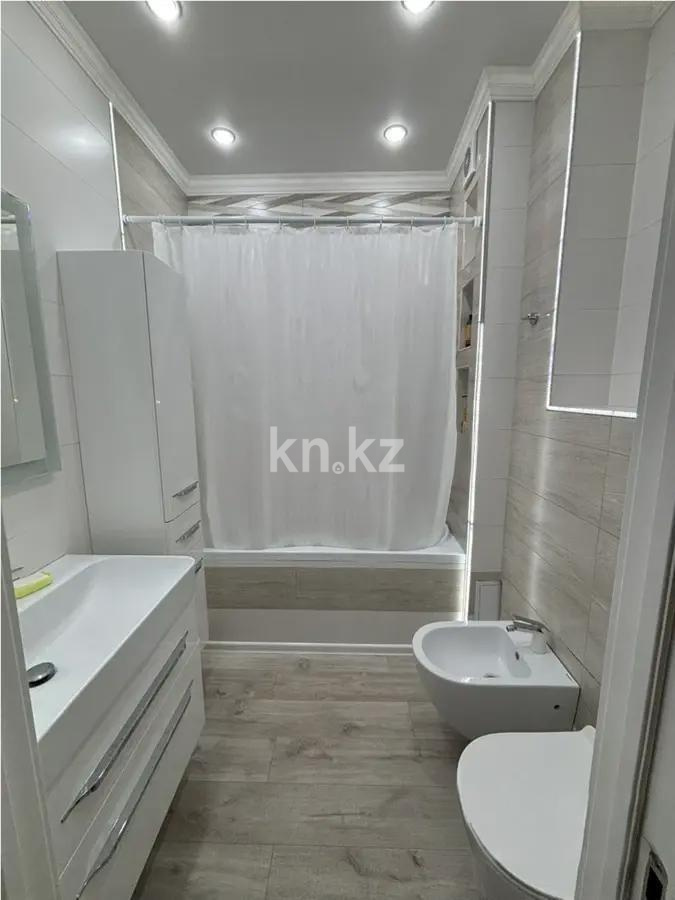 Продажа 3-комнатной квартиры, 110.9 м², ул. Омарова, дом  27 в Астане - фото 6