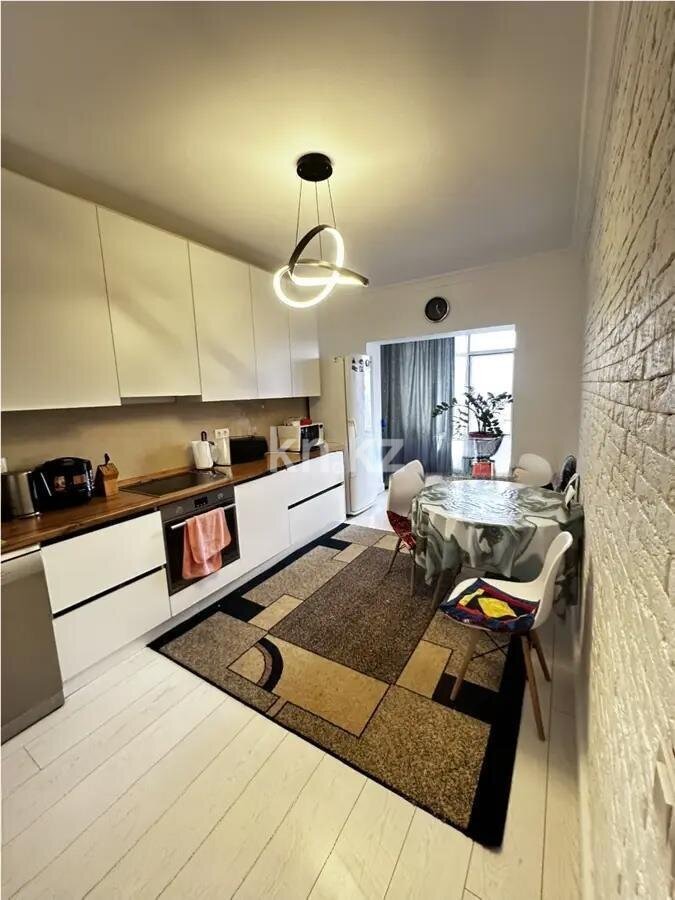 Продажа 2-комнатной квартиры, 65.3 м² в Алматы - фото 3