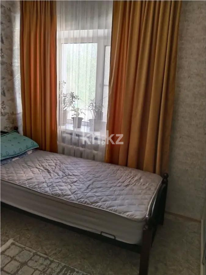 Продажа 3-комнатной квартиры, 40.5 м², пр. Тауелсыздык, дом  16 в Астане