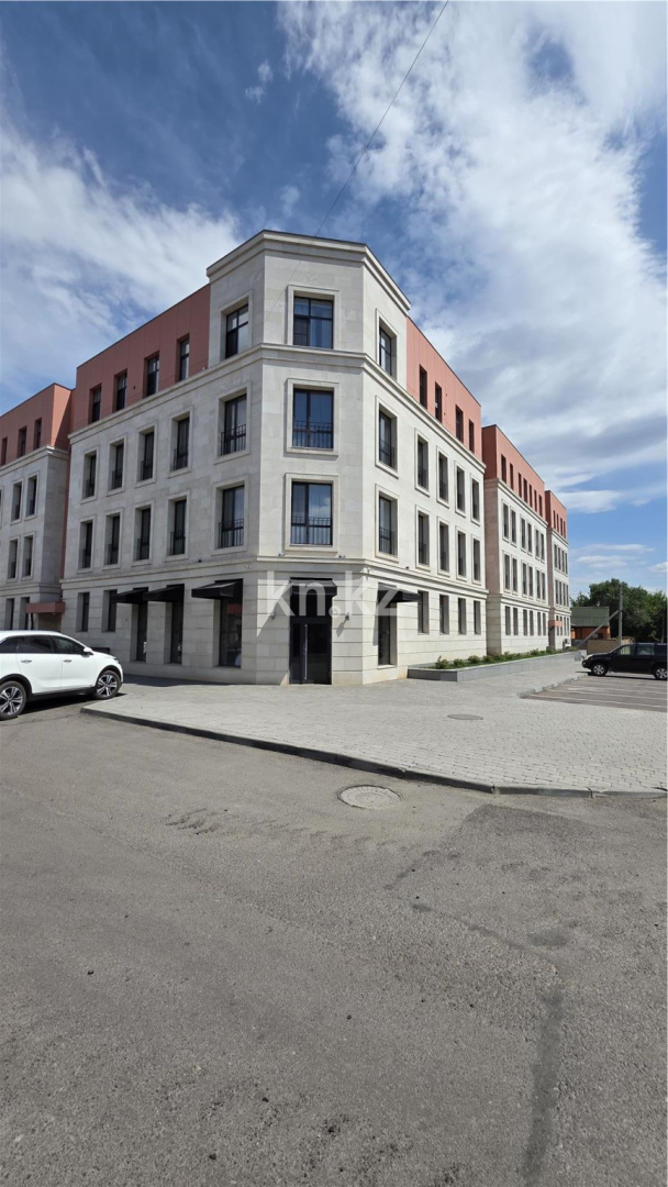 Продажа 2-комнатной квартиры, 60 м² в Караганде