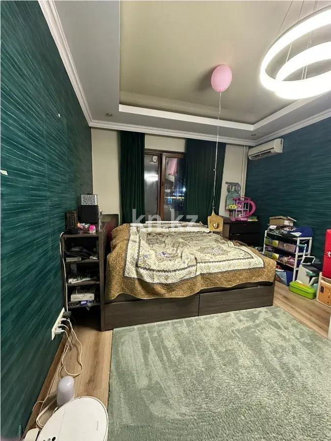 Продажа 3-комнатной квартиры, 74.7 м², ул. Розыбакиева, дом  136 в Алматы - фото 2