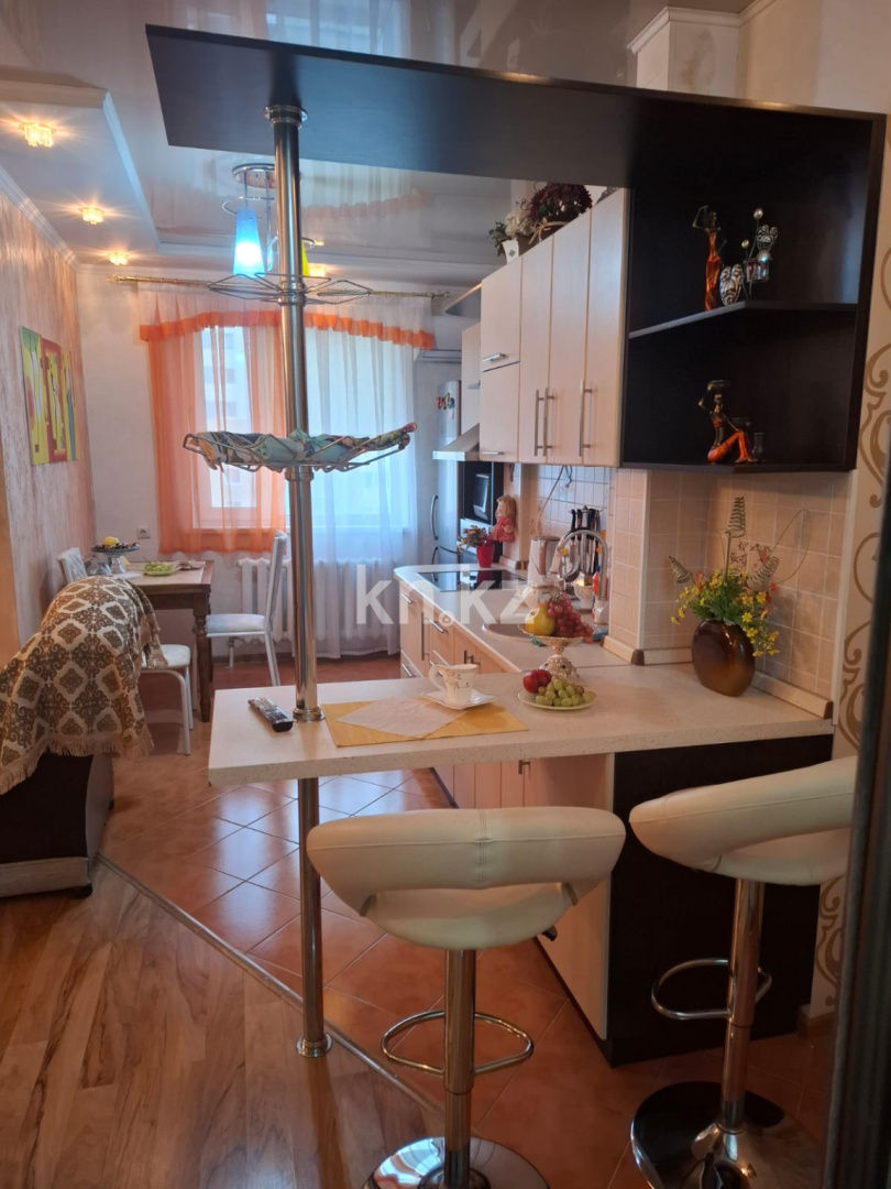 Аренда 2-комнатной квартиры, 60 м², ул. Сарайшык, дом  5/1 в Астане