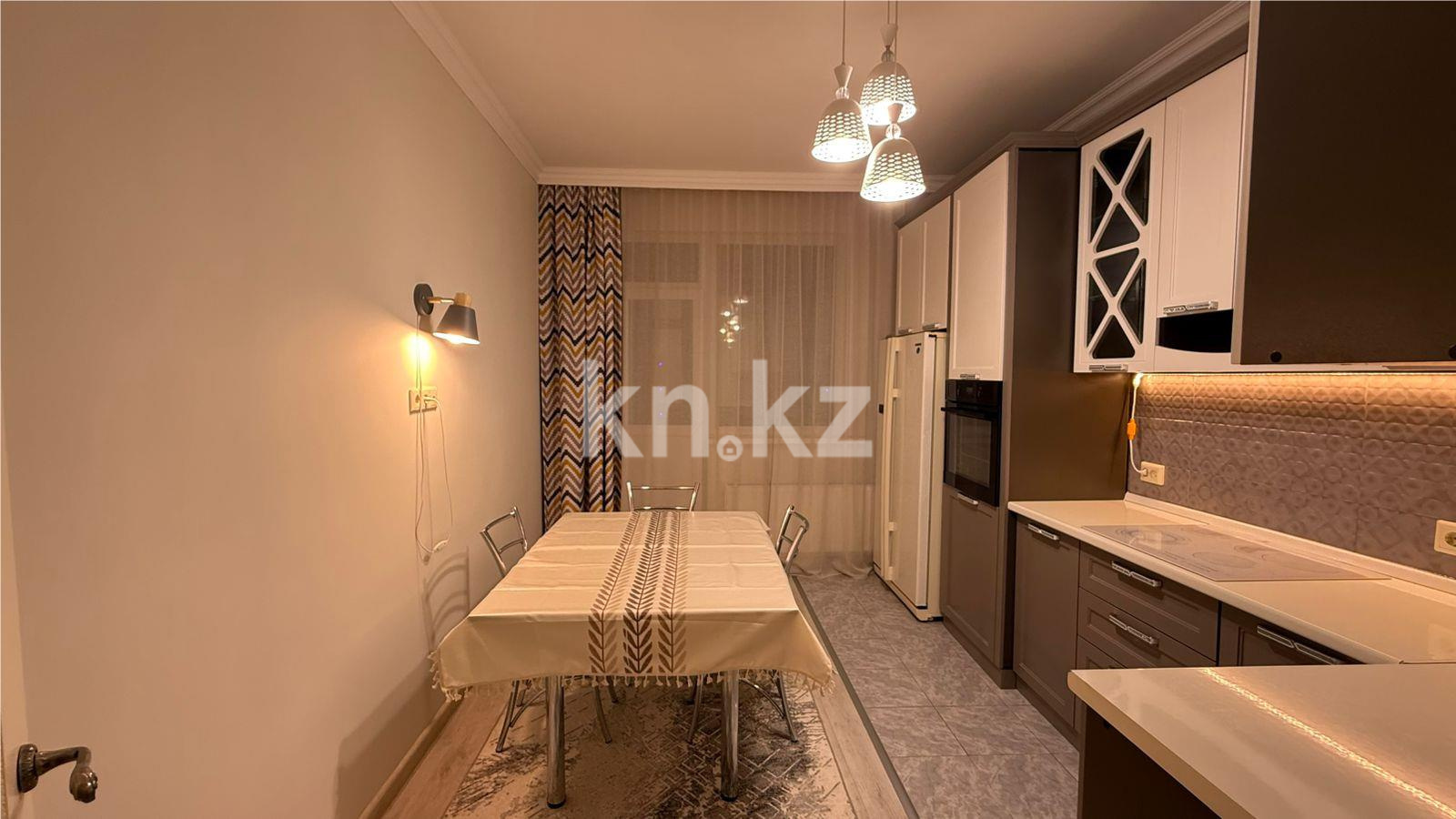 Продажа 2-комнатной квартиры, 74 м², ул. Туркестан в Астане - фото 3