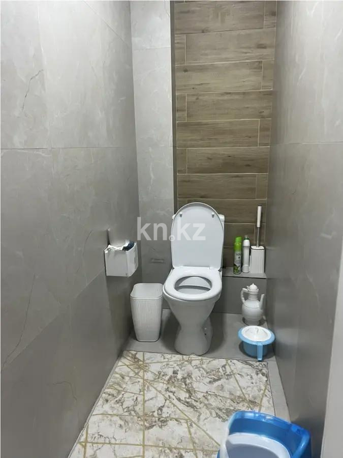 Продажа 2-комнатной квартиры, 65 м², ул. Азербаева, дом  6 в Астане - фото 4