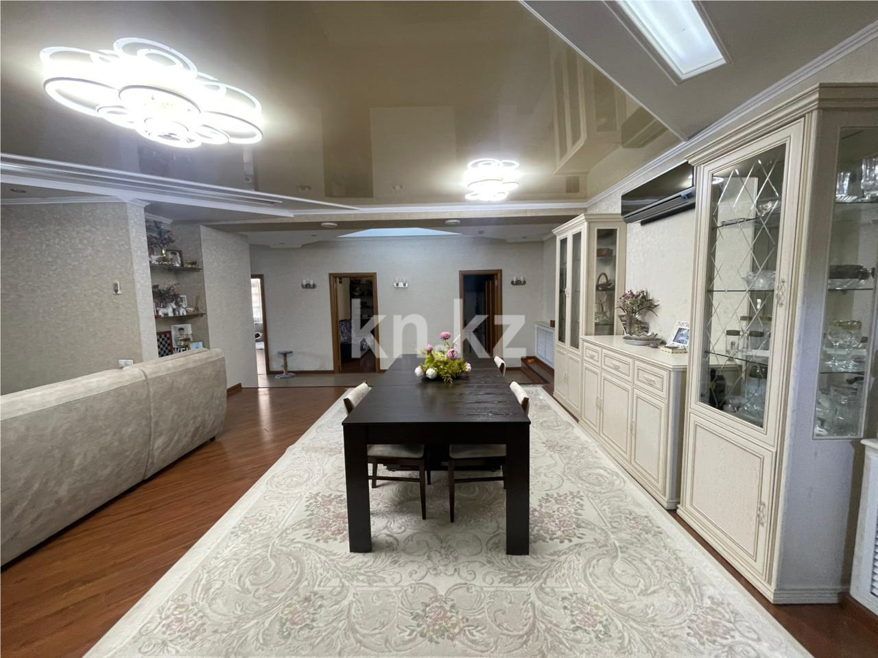 Продажа 4-комнатной квартиры, 178 м² в Караганде - фото 4
