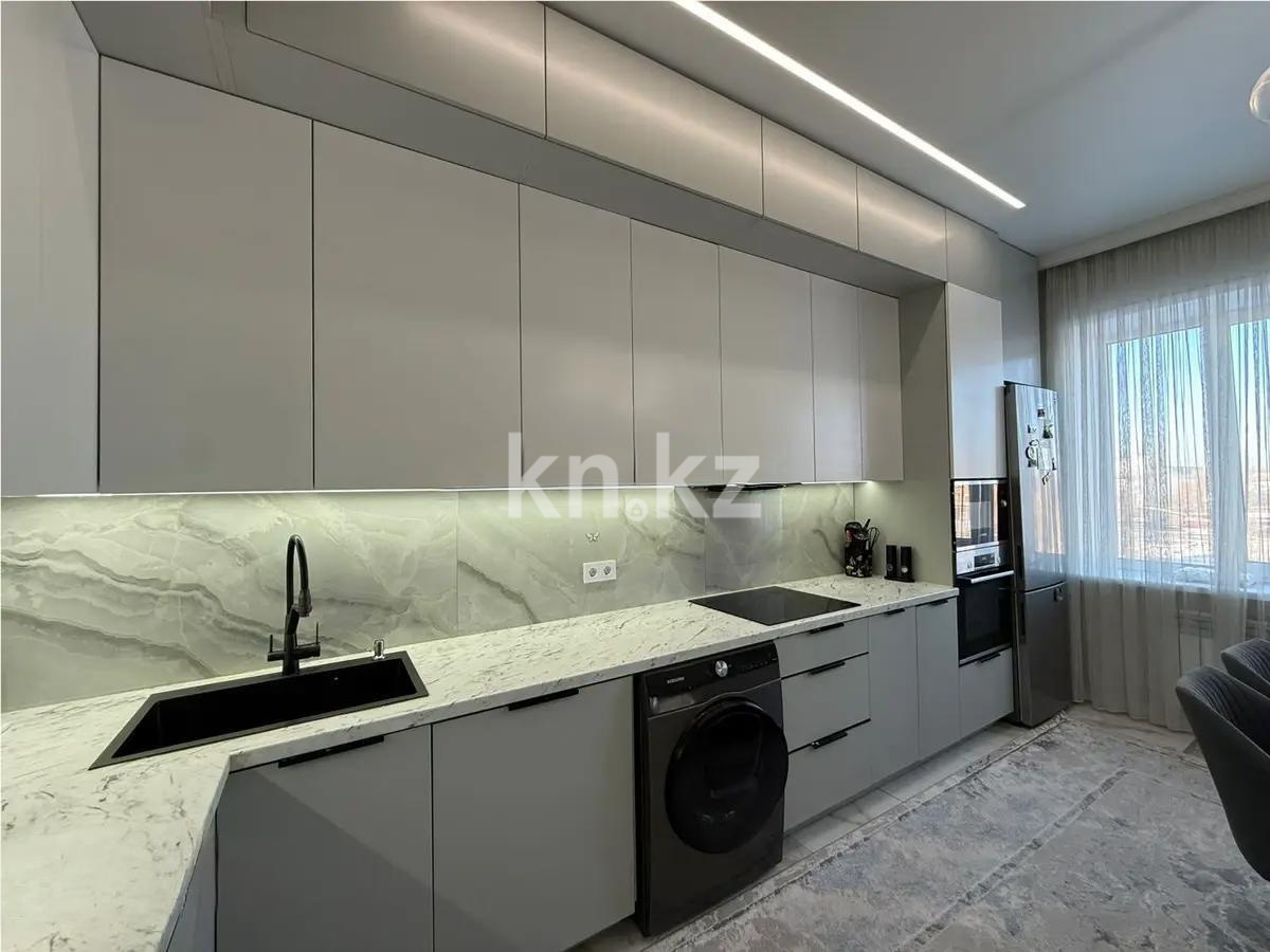 Продажа 4-комнатной квартиры, 104 м², ул. Кулкыбаева, дом  13 в Караганде - фото 6