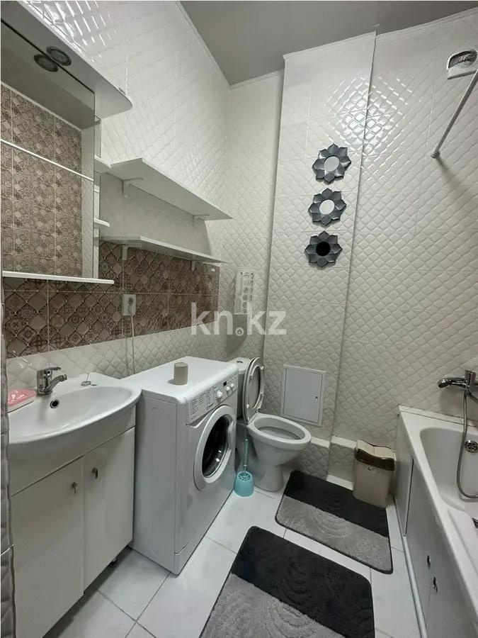 Продажа 1-комнатной квартиры, 40 м², ул. Айтеке би, дом  15 в Астане - фото 3