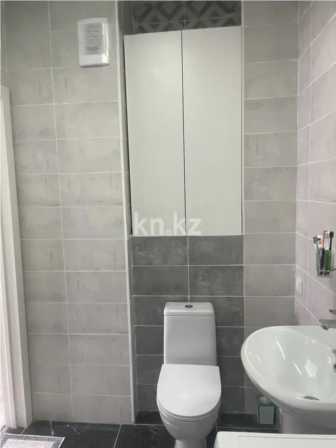 Продажа 2-комнатной квартиры, 62 м² в Алматы - фото 4