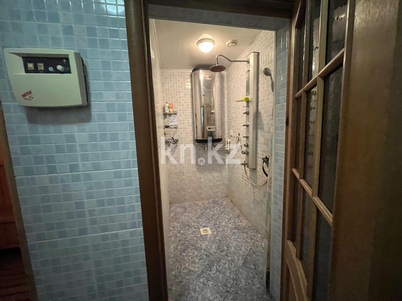 Продажа 7-комнатного дома, 470 м², ул. Университетская в Караганде - фото 25