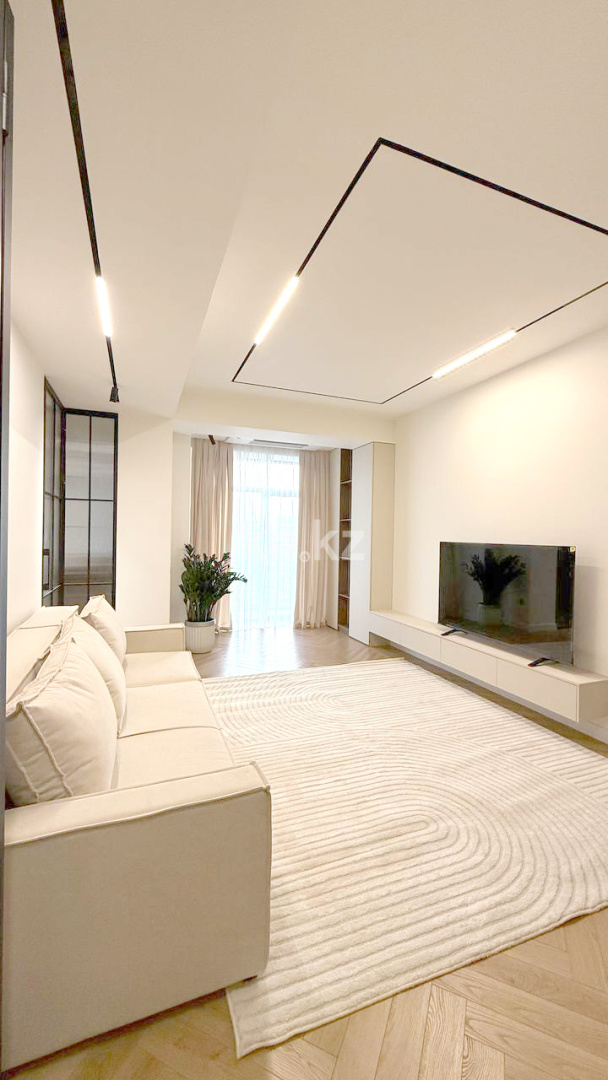 Аренда 2-комнатной квартиры, 59 м², пр. Аль-Фараби, дом  41 - Сейфуллина в Алматы